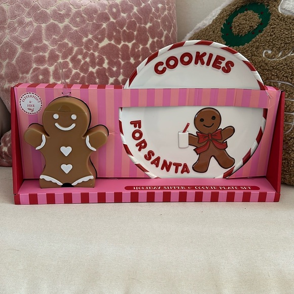 Peppermint & Pine gingerbread man sippy cup and cookie plate Santa Christmas - Picture 1 of 7